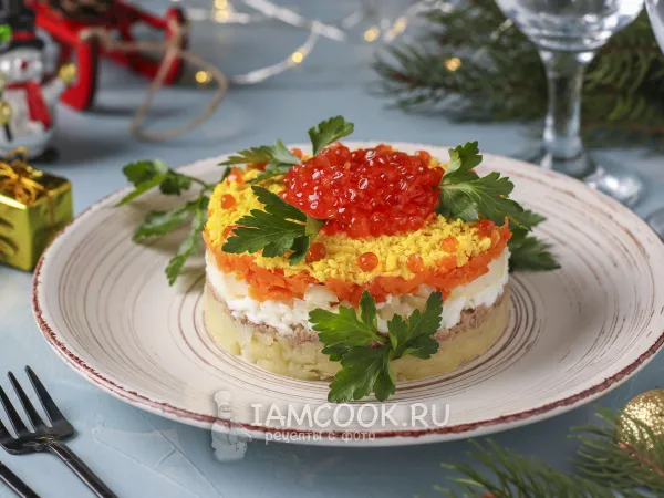 Фото блюда: Салат с тунцом и красной икрой