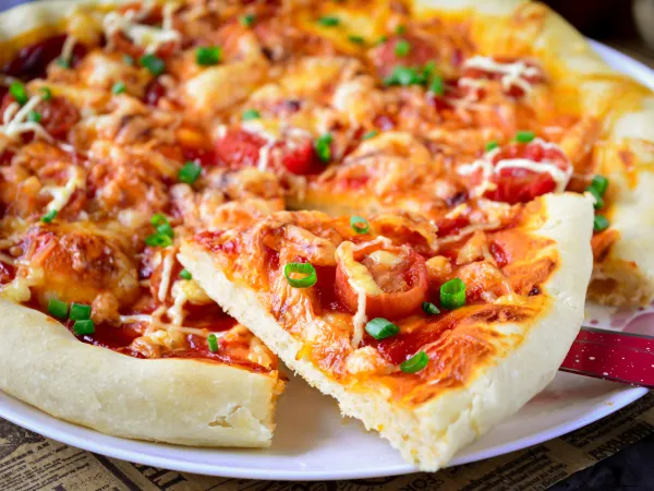 Фото блюда: Пицца с солеными помидорами