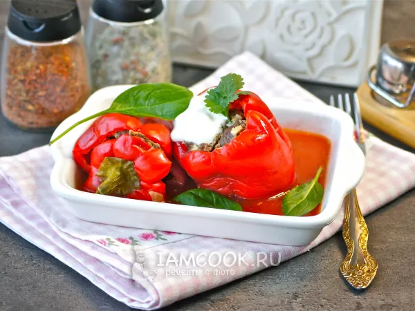 Фото блюда: Перец, фаршированный мясом, в кастрюле