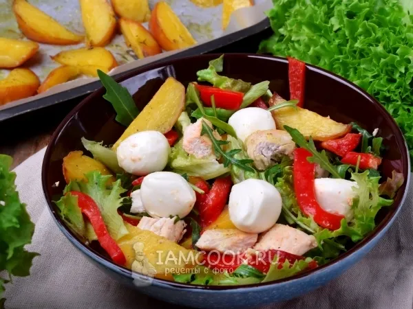 Фото блюда: Картофельный салат с печеным перцем и курицей