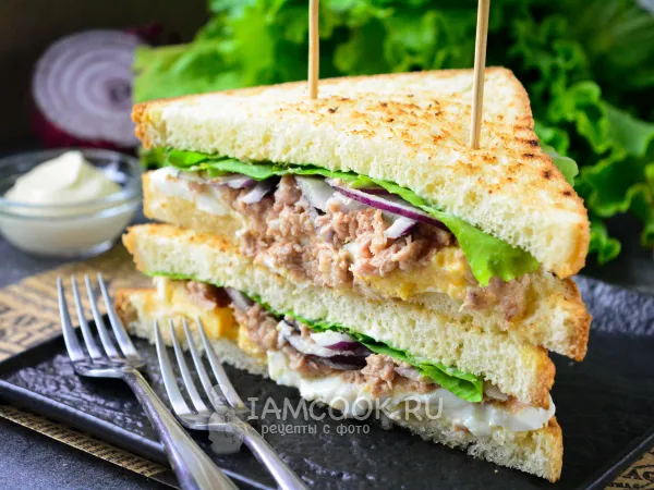 Фото блюда: Сэндвич с тунцом и яйцом