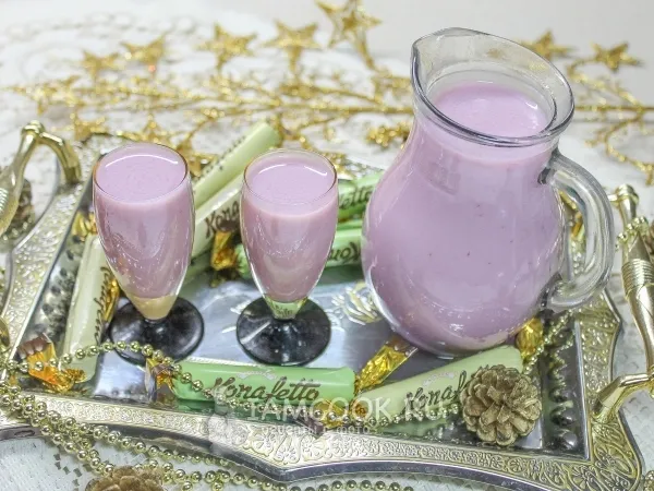 Фото блюда: Вишневый ликер со сгущенкой