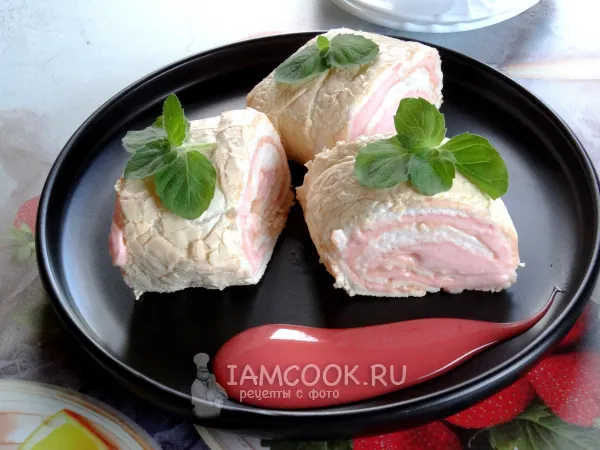 Фото блюда: Меренговый рулет с сырным кремом