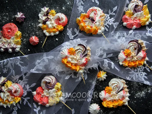 Фото блюда: Безе Сердечки на палочке