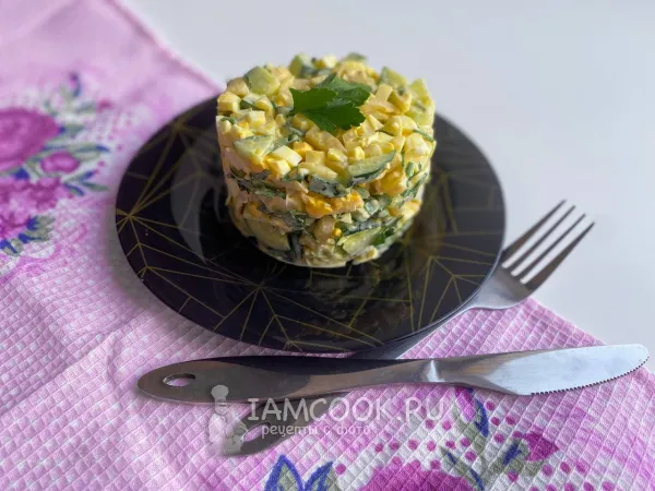 Фото блюда: Белковый салат с кальмаром