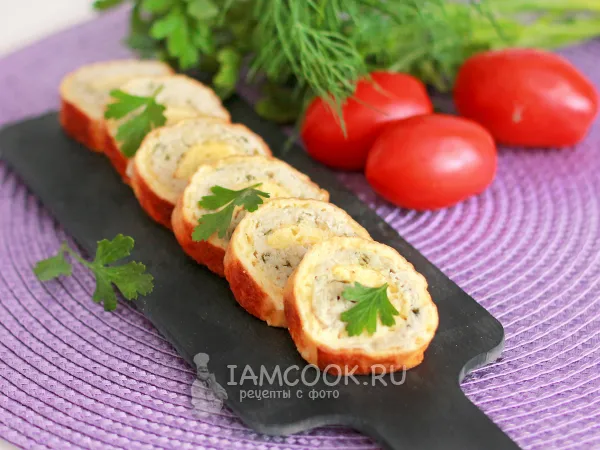 Фото блюда: Сырно-яичный рулет с куриным фаршем