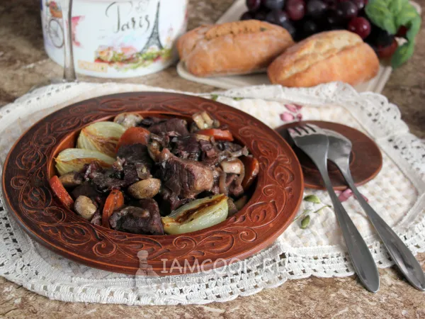 Фото блюда: Бёф бургиньон (биф бургиньон)