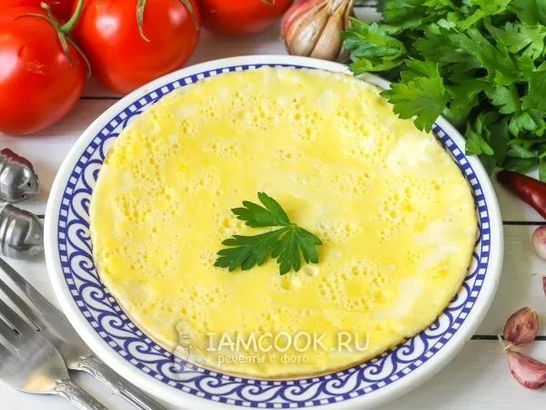 Фото блюда: Омлет на воде на сковороде