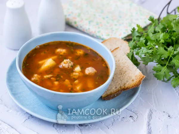 Фото блюда: Томатный суп с фрикадельками и фасолью