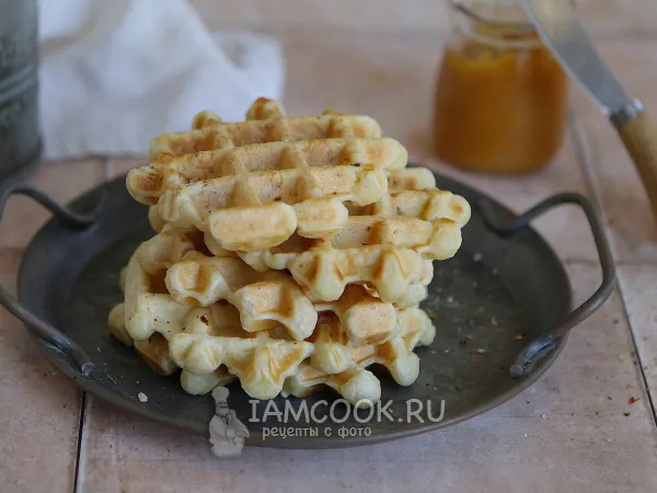 Фото блюда: Сладкие вафли из кабачков в вафельнице