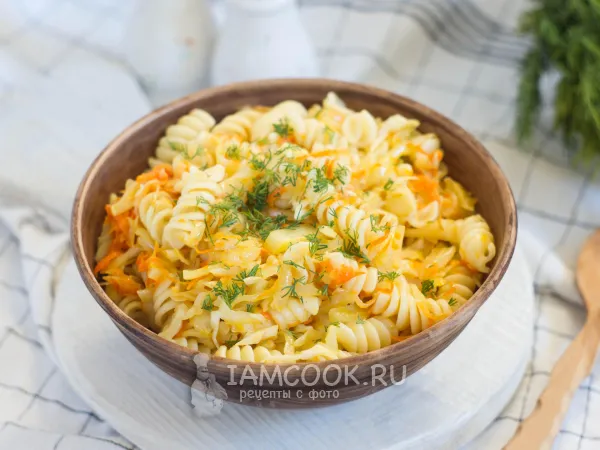 Фото блюда: Макароны с квашеной капустой