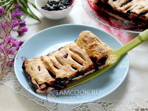 Фото блюда: Пирог с жимолостью