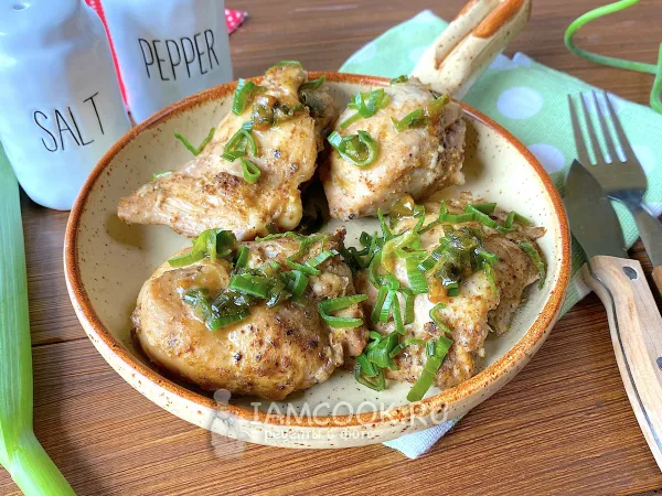 Фото блюда: Филе куриного бедра на сковороде