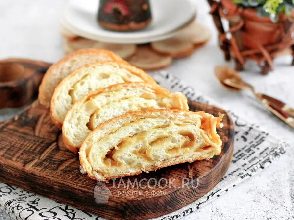 Фото блюда: Рулет с луком в духовке