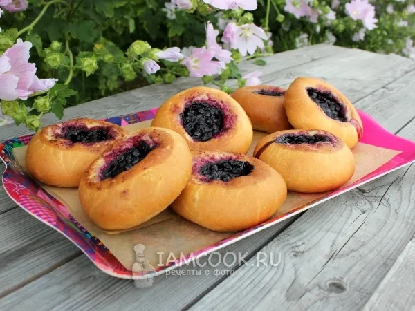 Фото блюда: Ватрушки с черникой