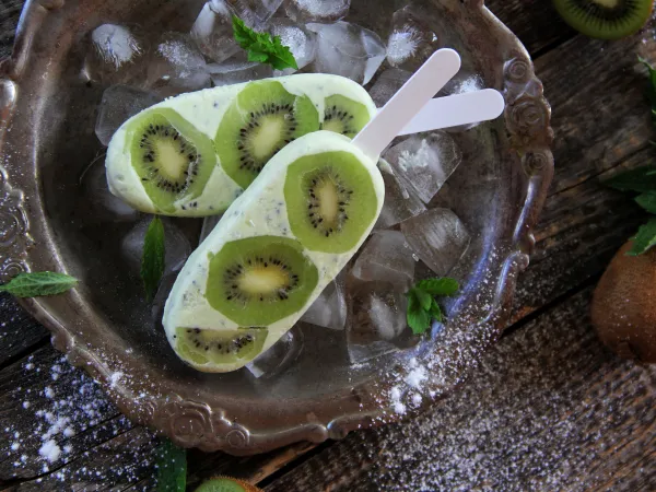 Фото блюда: Мороженое с киви (сливочное)