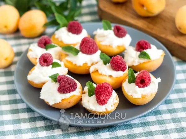 Фото блюда: Десерт из абрикосов