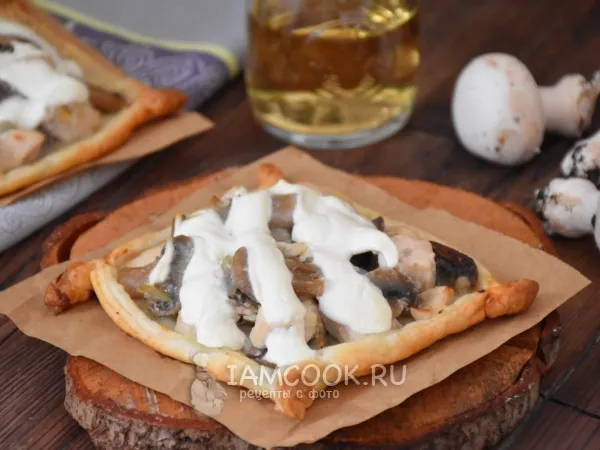 Фото блюда: Слойки с курицей и грибами