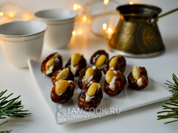 Фото блюда: Финики с маслом и орехами