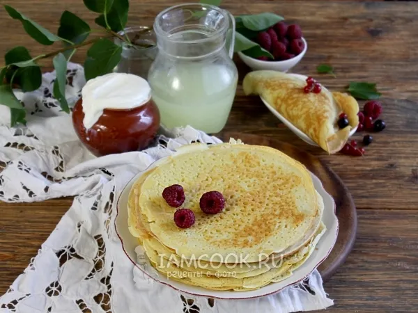 Фото блюда: Толстые блины на сыворотке