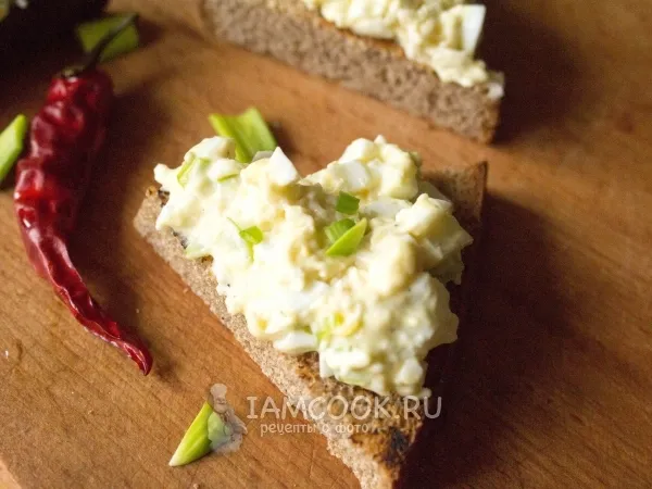Фото блюда: Бутерброды с яйцом